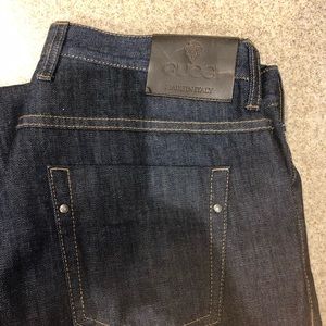 Men’s Gucci jeans fits 34